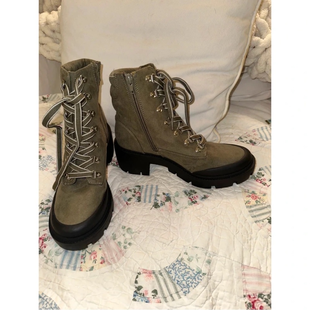 Esprit Olive Lace-Up Combat Boots
